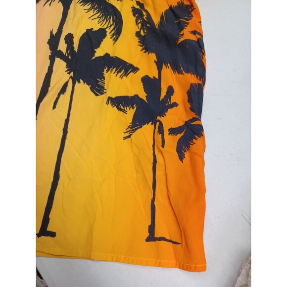 Original Use Hawaiian Mens Shirt XL Yellow Windy Palm Trees 100% Rayon Button-Up - Picture 4 of 6